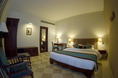 Hotel Guleria Kothi At Ganges 4*