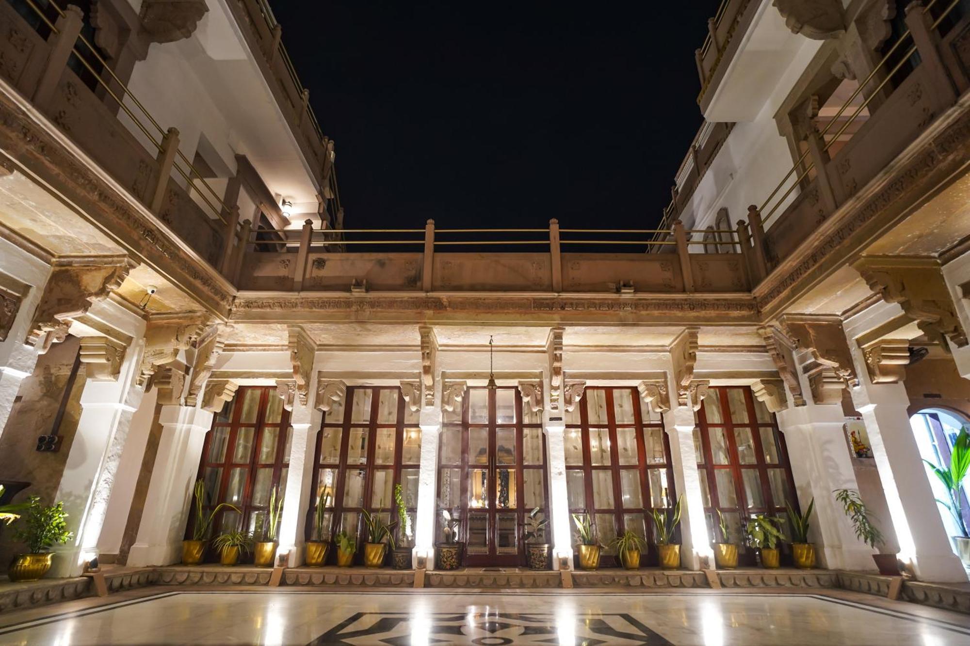 Guleria Kothi At Ganges Varanasi
